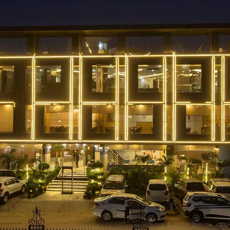 Hotel Park Tree - Igi Airport A Unit Of Prithvi Palace